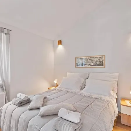 Apartamento Picaferaj